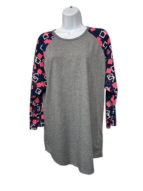 LuLaRoe Randy tee 23” p2p